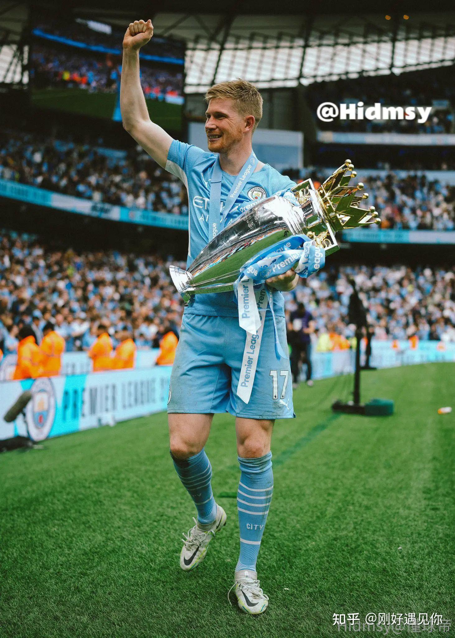 莱奥：我正在学习踢中锋，球队在场内场外都在帮助我