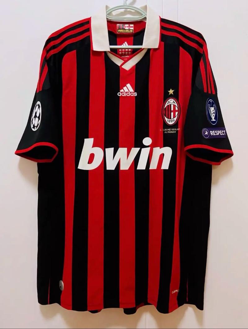 五大联赛各一队跻身欧冠积分榜前五