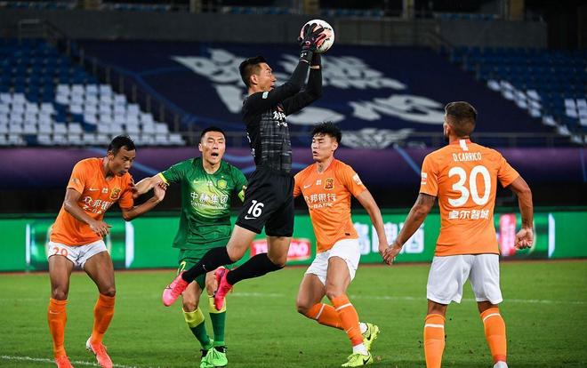 奥赖利：比赛增多提升与队友默契（奥赖利：比赛越多，与队友配合越默契）