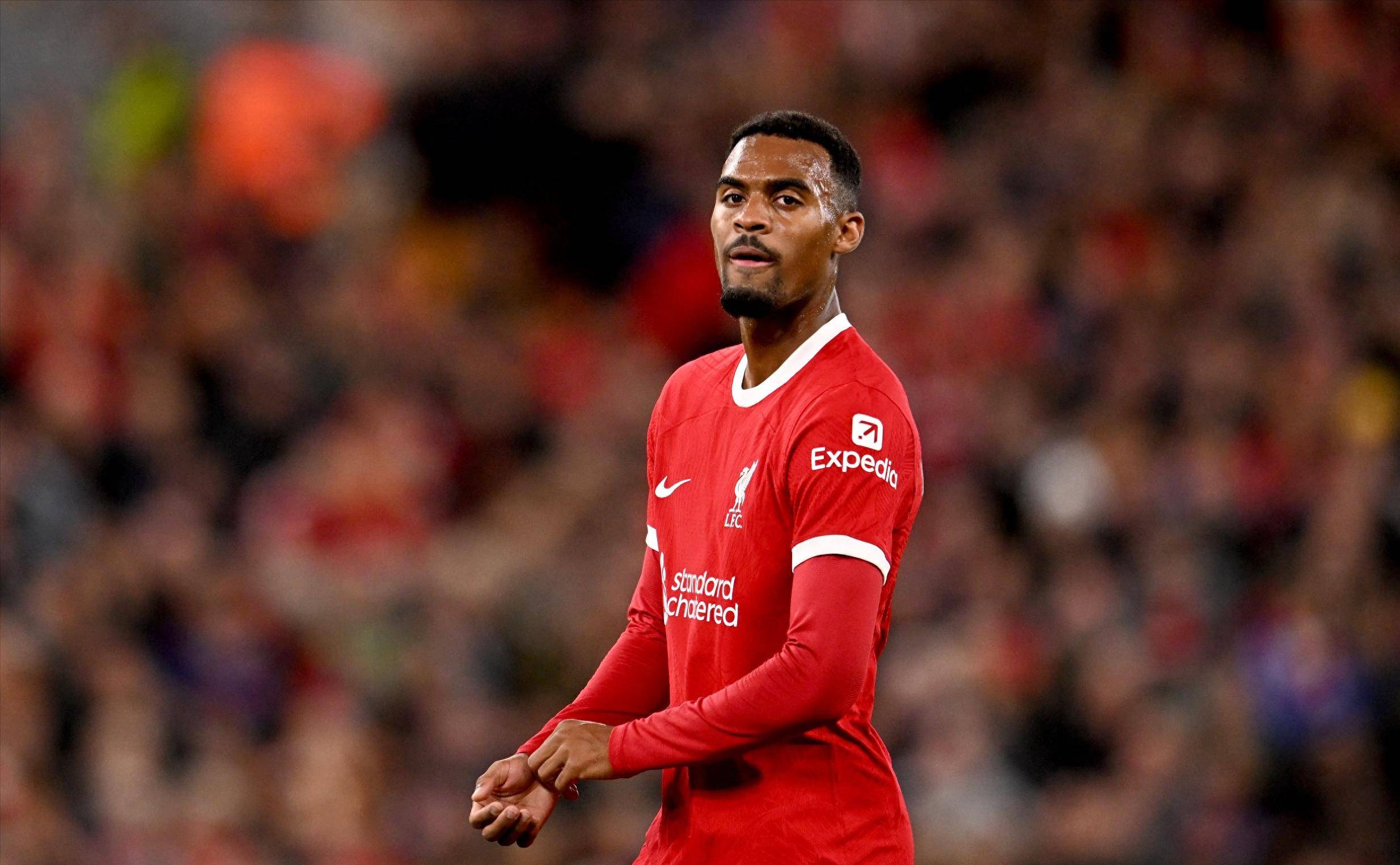 贝尔：我和C罗关系融洽，媒体报道我沉迷高尔夫球是无稽之谈