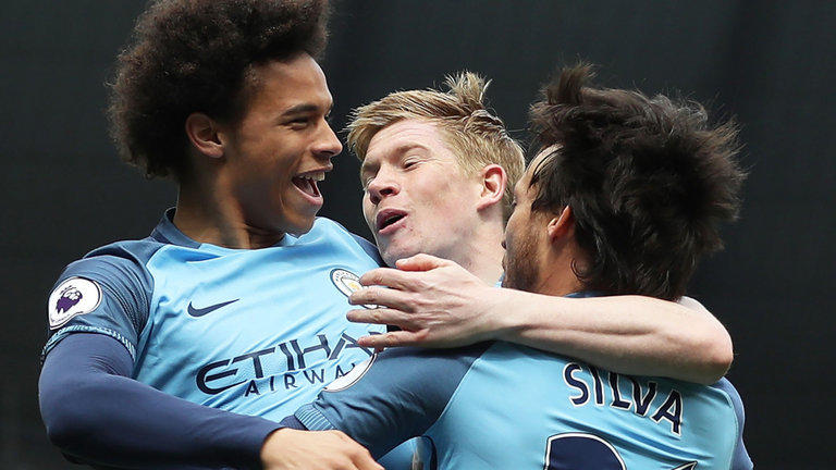 帮助宁波三年冲超，李霄鹏下岗再就业，教练团队薪资或高达千万（李霄鹏重返执教助宁波三年冲超，教练组薪酬或达千万级）