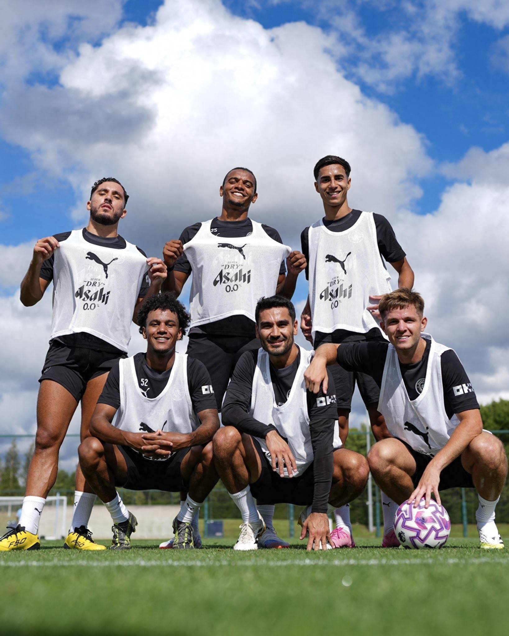 阿森纳险胜晋级却暴露顽疾，年轻球员信任危机何解？（惊险晋级仍现顽疾，阿森纳如何重建对年轻球员的信任？）