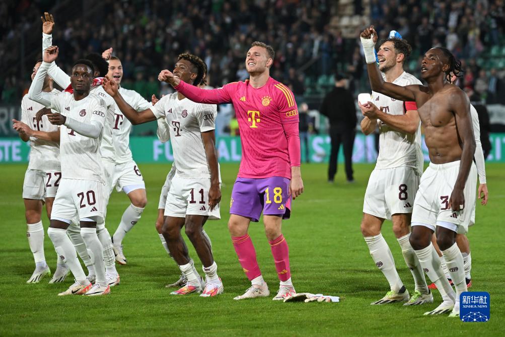 B费伤缺至少一个月：他到底是曼联的遮羞布、还是低谷的根源（B费至少伤停一月，曼联是失去遮羞布还是揭开低迷根源？）