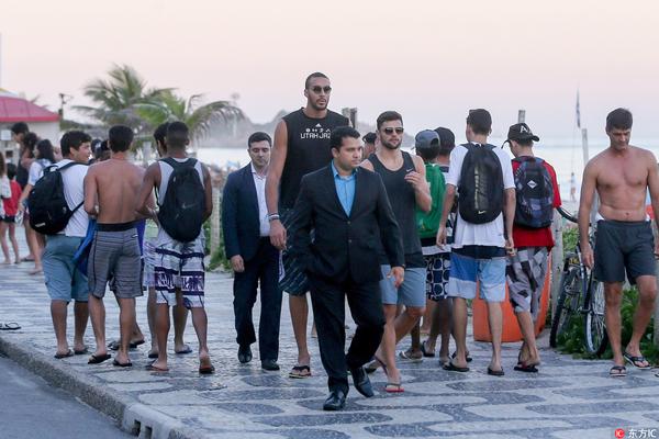 阿媒：奥斯卡所患非严重的结构性心脏病，但是否退役仍不明朗