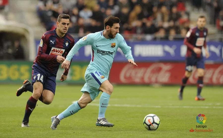 罗卡：我们很庆幸拥有安东尼这样的球员，他攻防两端都有贡献（罗卡称赞安东尼：攻防两端皆有建树，我们很幸运拥有他）