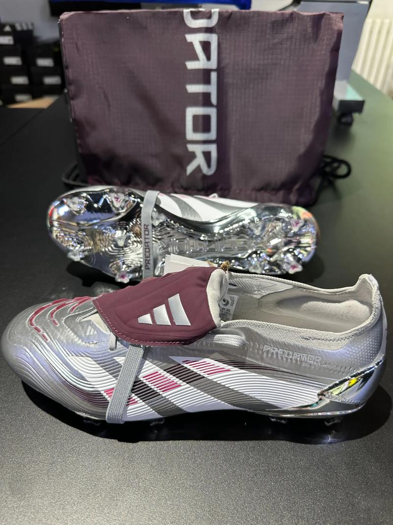 世欧预半场：巴克斯塔斯破门，帕夫利迪斯伤退，希腊1-0苏格兰（世欧预半场战报：巴克斯塔斯进球，帕夫利迪斯伤退，希腊暂1-0领先苏格兰）