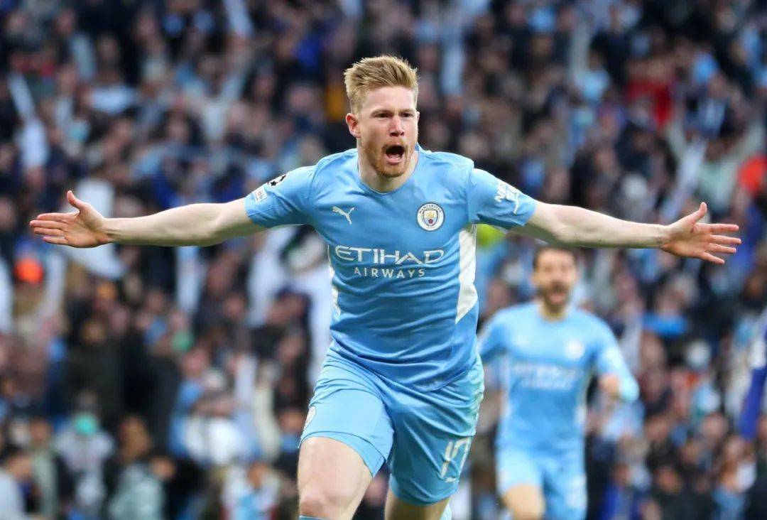 323胜仅次于阿拉贡内斯，西蒙尼成西甲赢球场次第二多的主帅（西蒙尼达成323胜，西甲主帅胜场榜升至第二，仅次阿拉贡内斯）