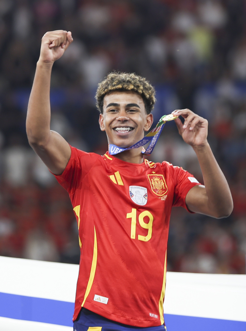 葡萄牙队官方：佩德罗-内托和贡萨尔维斯退出本期大名单