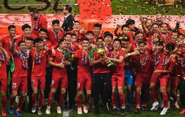 马尔蒂尼：米兰德比不决定冠军归属，意大利的对手都在进步（马尔蒂尼：米兰德比并非冠军定夺关键，意大利的对手正在变强）