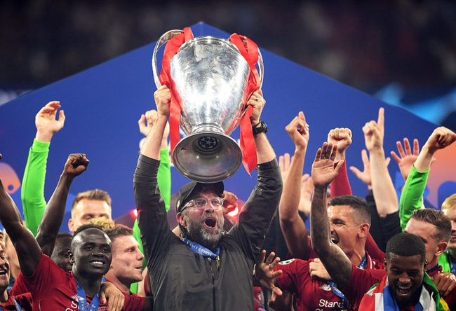 马卡：老佛爷不会让维尼修斯离队 不出意外很快宣布续约（马卡报：弗洛伦蒂诺不会放走维尼修斯，续约或将很快官宣）