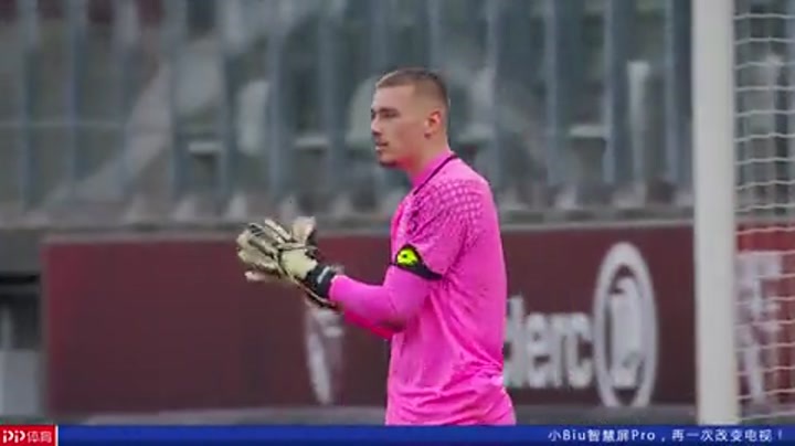 广东男篮在俱乐部杯首战中遭遇山西男篮，惜败对手，全场表现不佳，外援缺席，主力缺阵，山西男篮凭借高效进攻取得胜利。