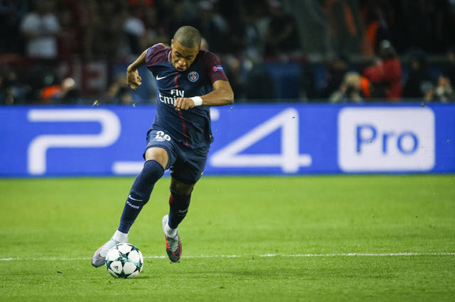 大博阿滕：我觉得我弟弟不配拥有现在的成功，我们一直合不来（大博阿滕直言弟弟不配现今成就：兄弟关系长期失和）