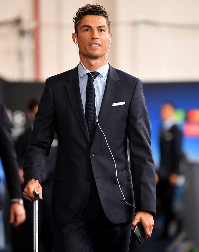 豪门俱乐部官宣主帅续约，合同长达三年